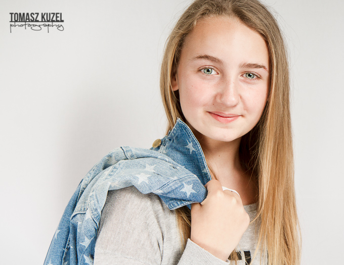 headshot, portrait, fille, tomasz kuzel photographie, blonde, jacket, headshot, hair, long, rians